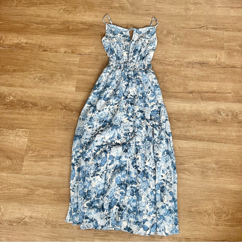 A&F Flowy Maxi Dress